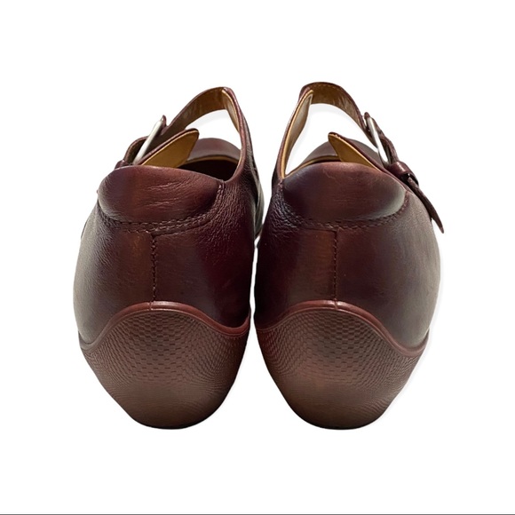ECCO Maryjanes Sz 40 / 10 Red Burgundy Leather Clogs Strap & Buckle - Picture 7 of 11